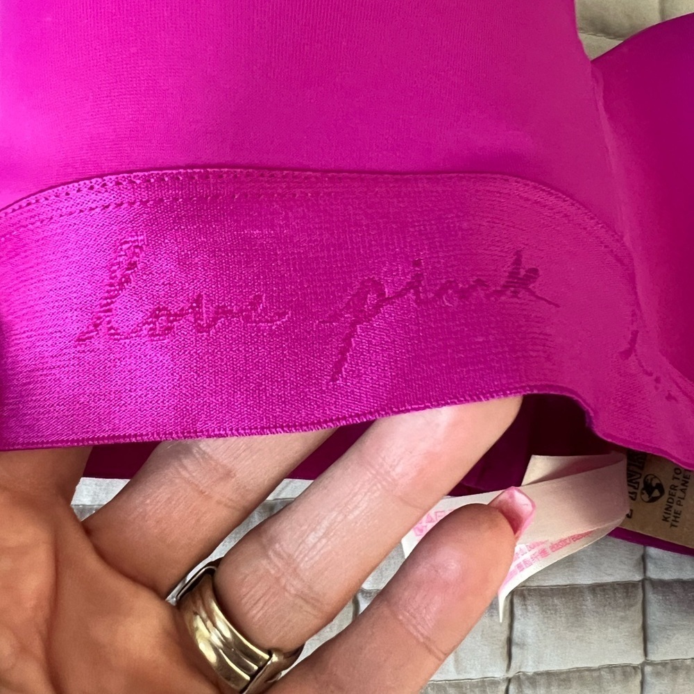 PINK Victoria's Secret Vibrant Pink Bra NWT - Picture 5 of 5